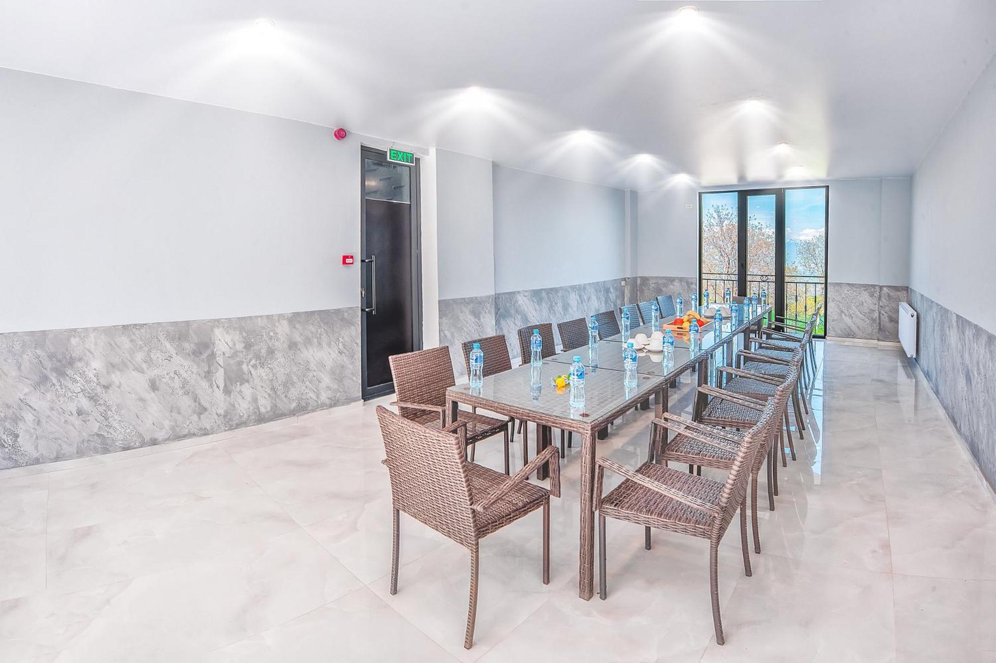 Villaggio Mirzaani Resort Сигнахи Экстерьер фото