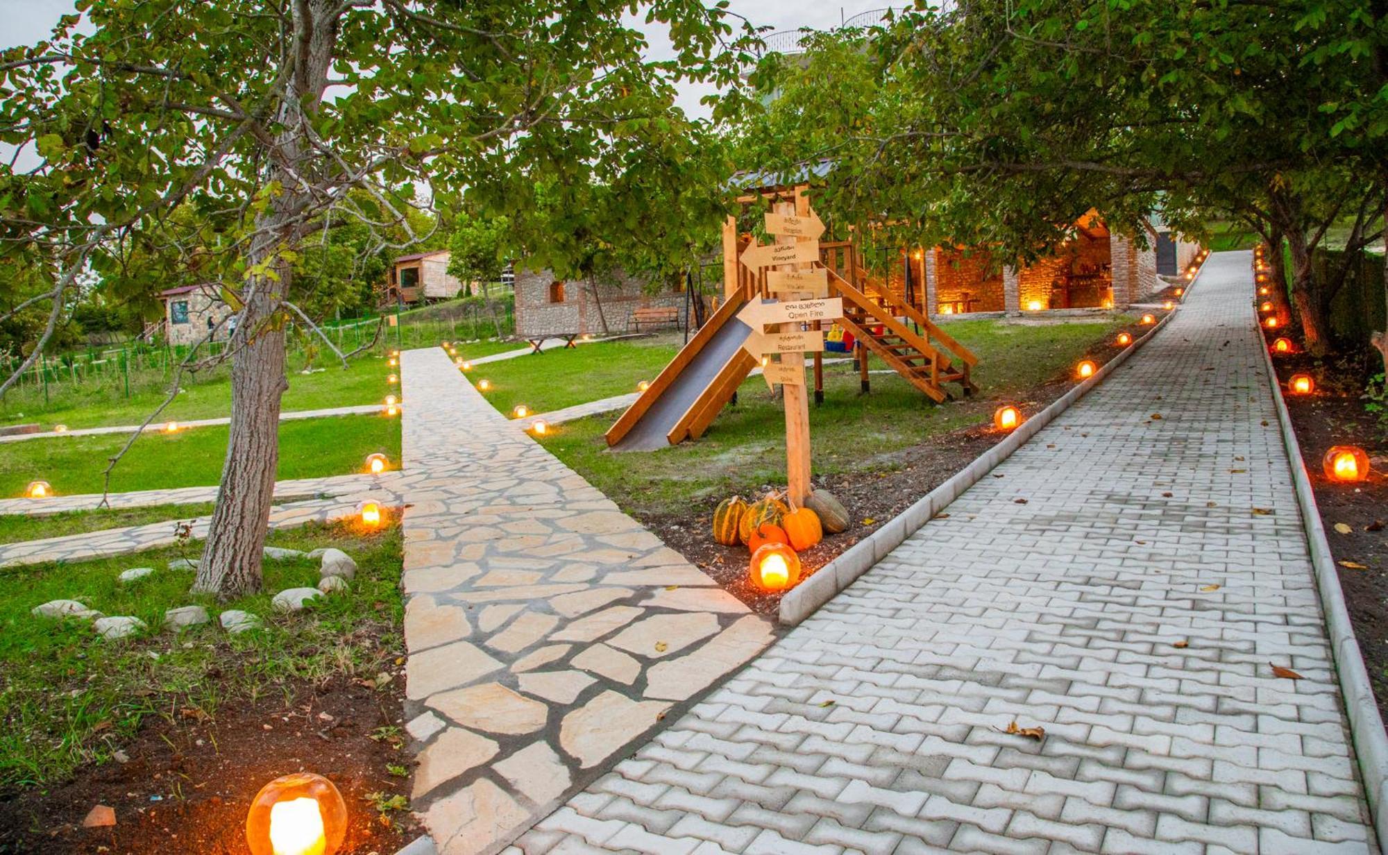 Villaggio Mirzaani Resort Сигнахи Экстерьер фото
